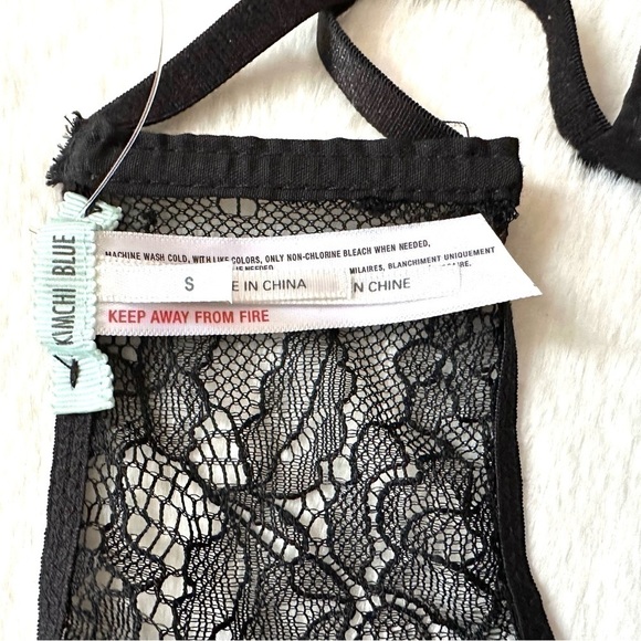 Kimchi Blue Urban Outfitters Black Lace Bralette Bandeau S - Picture 6 of 11